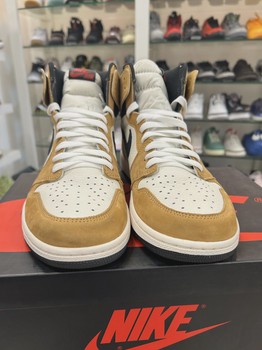 Air Jordan 1 Retro High Rookie of the Year • Pre-Owned [3672] - photo 5