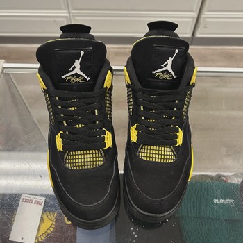 jordan 4 thunder  • Pre-Owned [2375] - view 3