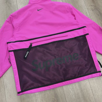 Supreme Nike Trail Running Jacket in Pink. • Pre-Owned [4893] - view 3