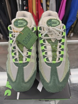 Nike Air Max 95 Big Bubble Ducks of a Feather Oregon Ducks The Woods • Pre-Owned [4706] - view 3