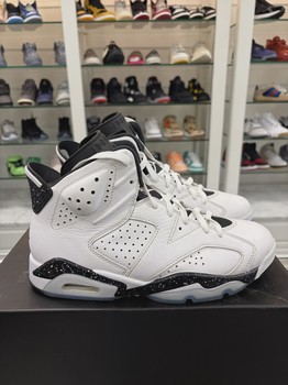 Air Jordan 6 Retro Reverse Oreo • Pre-Owned [4689] - view 5