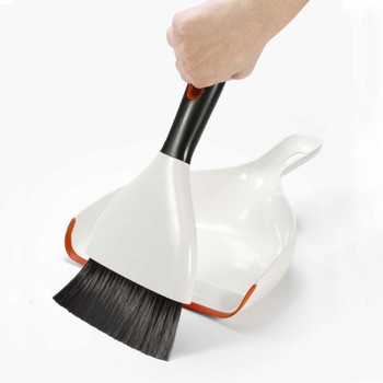 OXO GOOD GRIPS DUSTPAN AND BRUSH