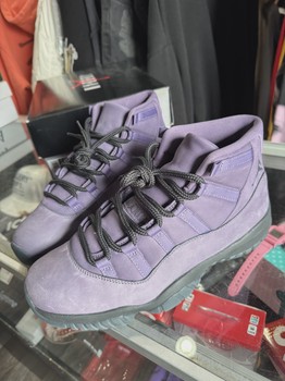 Air Jordan 11 Retro Mojave • Pre-Owned [4718] - view 2