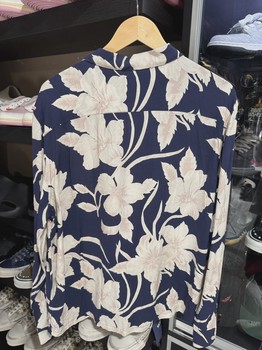 All Saints Flower Button Up LS Tee • Pre-Owned [0942] - view 2