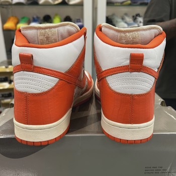 Nike Dunk High Pro SB Supreme Orange Stars • Pre-Owned [0546] - view 4