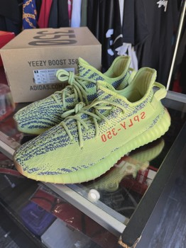 adidas Yeezy Boost 350 V2 Semi Frozen Yellow • Pre-Owned [4799] - view 3