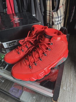 Air Jordan 9 Retro Chile Red • Pre-Owned [4885] - view 3