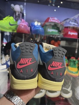Air Jordan 4 Retro Union Off Noir  No Box • Pre-Owned [6532] - photo 3