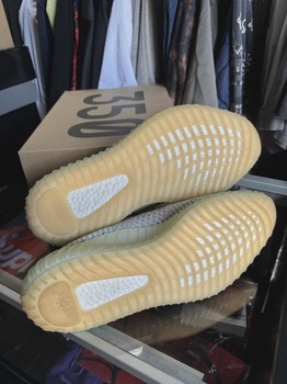 adidas Yeezy Boost 350 V2 Yeshaya (Non-Reflective) • Pre-Owned [0316] - view 3
