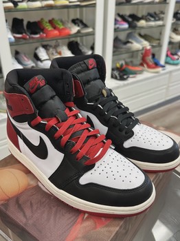Air Jordan 1 High Black Toe Reimagined • Pre-Owned [4606] - photo 6