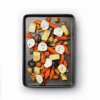 MASTERCLASS NON STICK BAKING TRAY - 35 X 25CM NON STICK