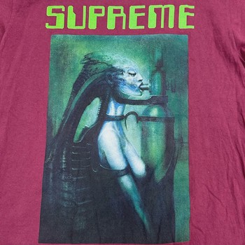 FW14 Supreme x H.R. Giger Alien Maroon Tee  • Pre-Owned [2009] - view 2