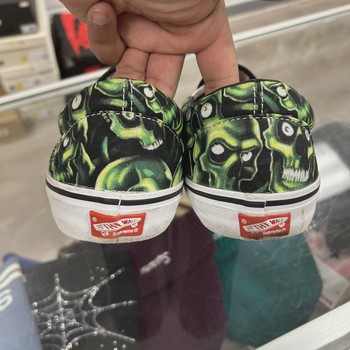 Supreme x Vans Slip-On "Skull Pile" NO BOX • Pre-Owned [9182] - view 3