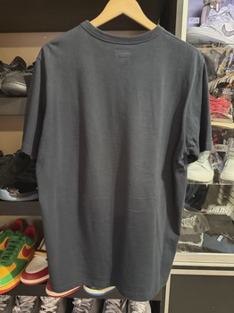 Supreme Chest Logo Tee Navy M • Pre-Owned [2710] - photo 2
