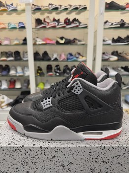 Air Jordan 4 Retro Black Red Reimagined • Pre-Owned [5071] - view 5