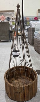 Metal Topiary w/Recycled Wood Base / Medium