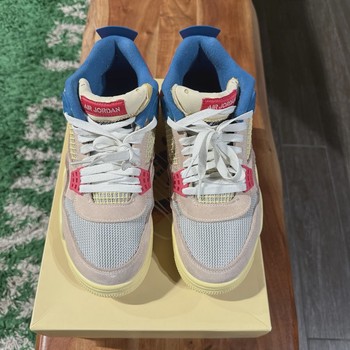 Air Jordan 4 Retro Union Guava Ice • Pre-Owned [8276] - view 2