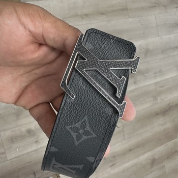 Louis Vuitton LV Stitch 40mm Reversible Belt size 95/38 (fits 30-32) • Pre-Owned [6102] - view 4