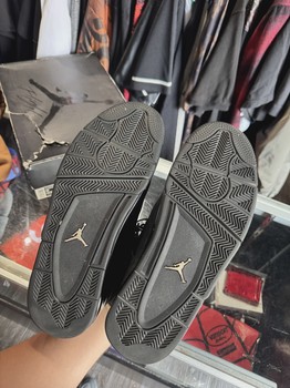 Air Jordan 4 Retro Black Cat (2020) • Pre-Owned [9876] - view 5