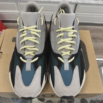 adidas Yeezy Boost 700 Wave Runner • Pre-Owned [3974] - view 8