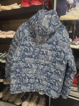 Supreme Bandana Puffer Jacket  • Pre-Owned [4496] - view 3