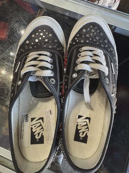 Vans Premium Authentic Nocturnal Black Studded Leather No Box • Pre-Owned [4251] - view 3