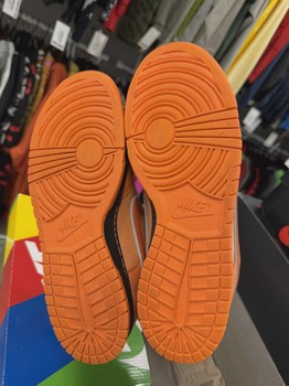 Nike SB Dunk Low Concepts Orange Lobster • Pre-Owned [0994] - view 3