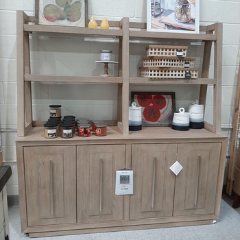 Brentwood Sideboard & Hutch