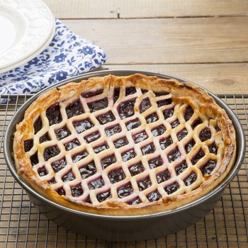 MASTERLCLASS NON STICK DEEP PIE PAN - 23CM