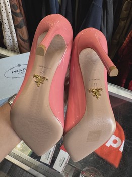 Prada Peach Patent Leather Pointed Toe Pump Heels (38) • Brand New [8433] - view 3