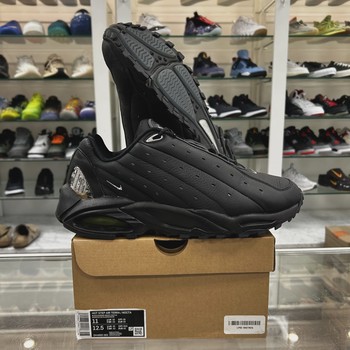 Nike Hot Step Air Terra Drake NOCTA Triple Black • Pre-Owned [7658] - view 8