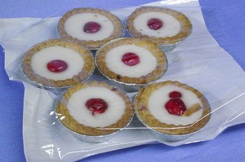 FILM FRONTED CAKE BAGS - 8.5 X 8.5 INCH- PACK OF 20