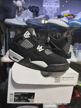 Air Jordan 4 Retro White Thunder (Grade School) • Pre-Owned [5310] - view 2