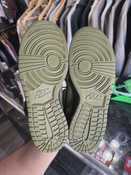 Nike SB Dunk High Hulk • Pre-Owned [6994] - view 4