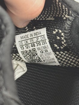 adidas Yeezy Boost 350 V2 Core Black White • Pre-Owned [4315] - view 6