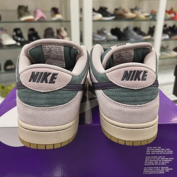 Nike SB Dunk Low Pro Mineral Slate • Pre-Owned [1475] - view 5