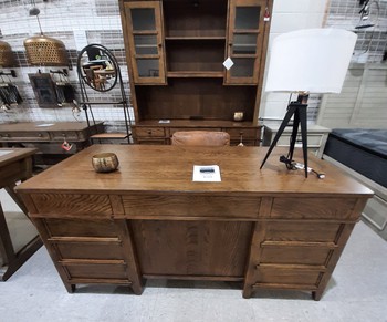 The Carolina Park Jr Executive Desk