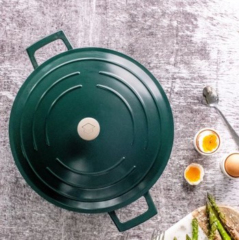 MASTERCLASS NON STICK CASSEROLE - 28CM/5 LITRE- HUNTERS GREEN