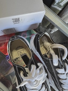 Maison Mihara Yasuhiro Hank OG Sole Canvas Low Black • Pre-Owned [3011] - view 2