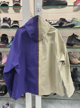 Supreme The North Face Split Taped Seam Shell Jacket • Pre-Owned [1480] - view 5