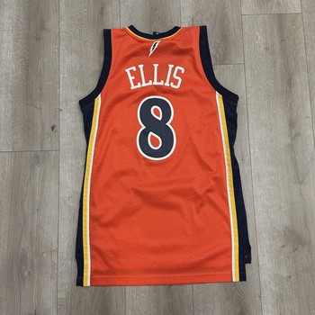 Monte Elis #8 Jersey • Pre-Owned [6073] - view 3