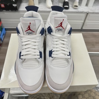 Air Jordan 4 Retro SB Navy • Pre-Owned [1442] - view 7