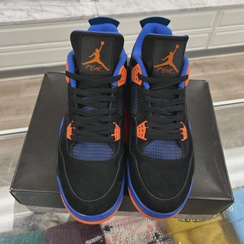 Air Jordan 4 Retro Cavs • Pre-Owned [5224] - view 6