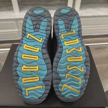 Air Jordan 11 Retro Gamma Blue (2025) (Preschool) • Pre-Owned [2263] - view 4
