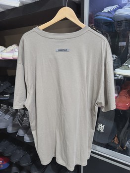 Essentials Shirt • Pre-Owned [2203] - view 2