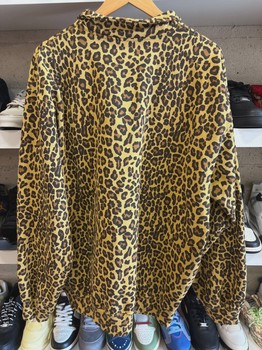 Supreme Quarter Zip Leopard Print • Pre-Owned [5770] - view 2