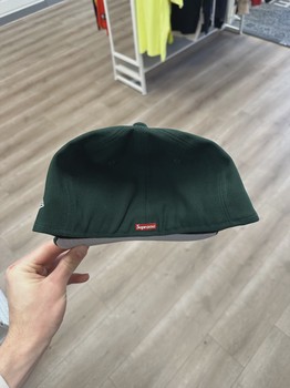 FW22 Supreme S Logo New Era Green • Pre-Owned [1921] - view 2