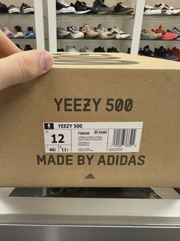 adidas Yeezy 500 Utility Black • Pre-Owned [6836] - view 6