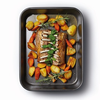 MASTERCLASS NON STICK ROASTING TIN - 39 X 28CM
