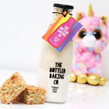 BOTTLED BAKING CO FABULOUS UNICORN CAKE MIX